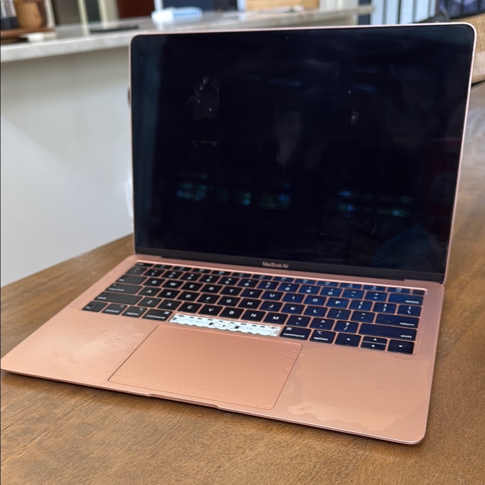 Apple MacBook Air Gold Laptop with Sleek Design 2020 air